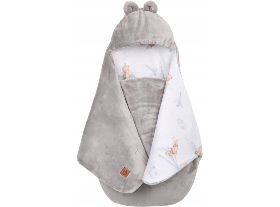 Plyšová zavinovačka s kapucňou BABYMAM do autosedačky - Let lastovičkou/sivá