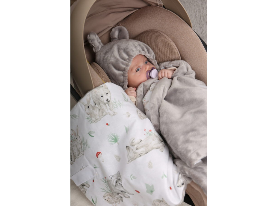 Plyšová zavinovačka s kapucňou BABYMAM do autosedačky - Môj les/sivá