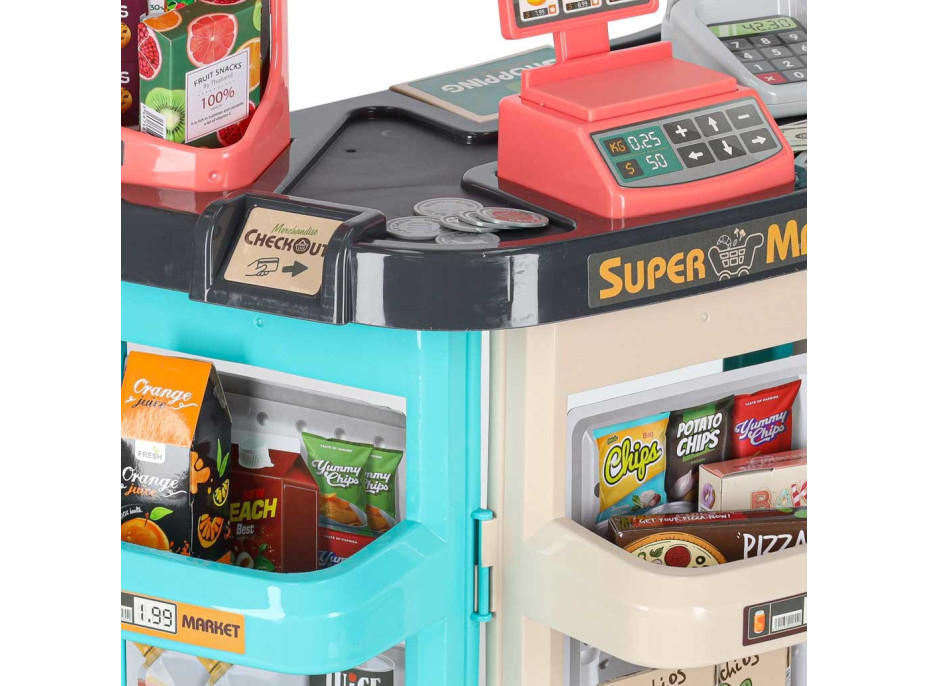 Pokladňa v supermarkete s nákupným vozíkom