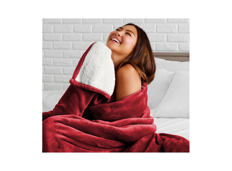 Deka MARLBOROUGH Sherpa 150x200 cm - červená