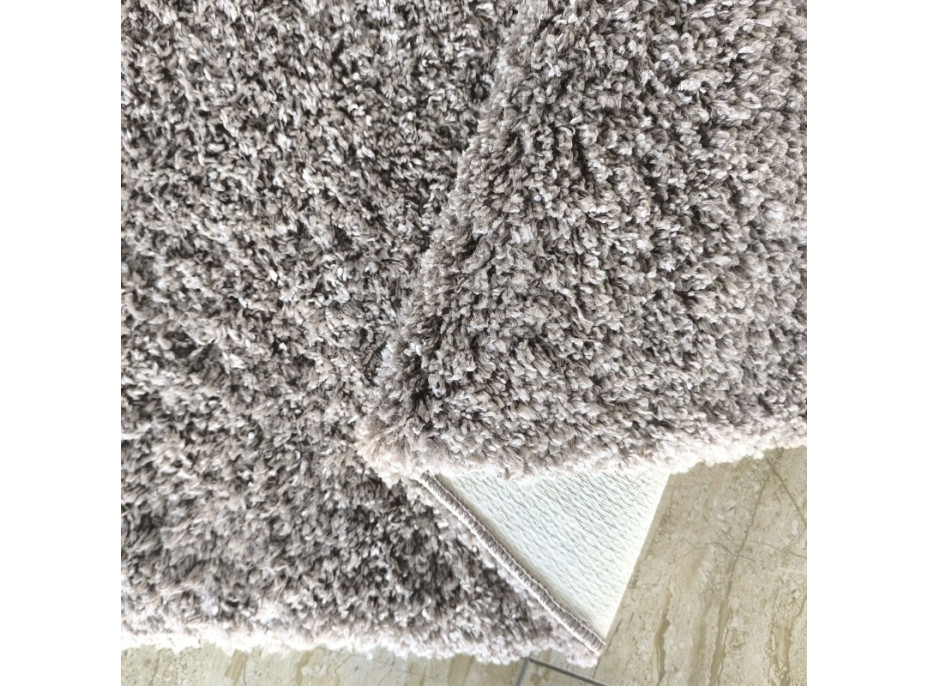 Moderný koberec SHAGGY CAMIL - latte