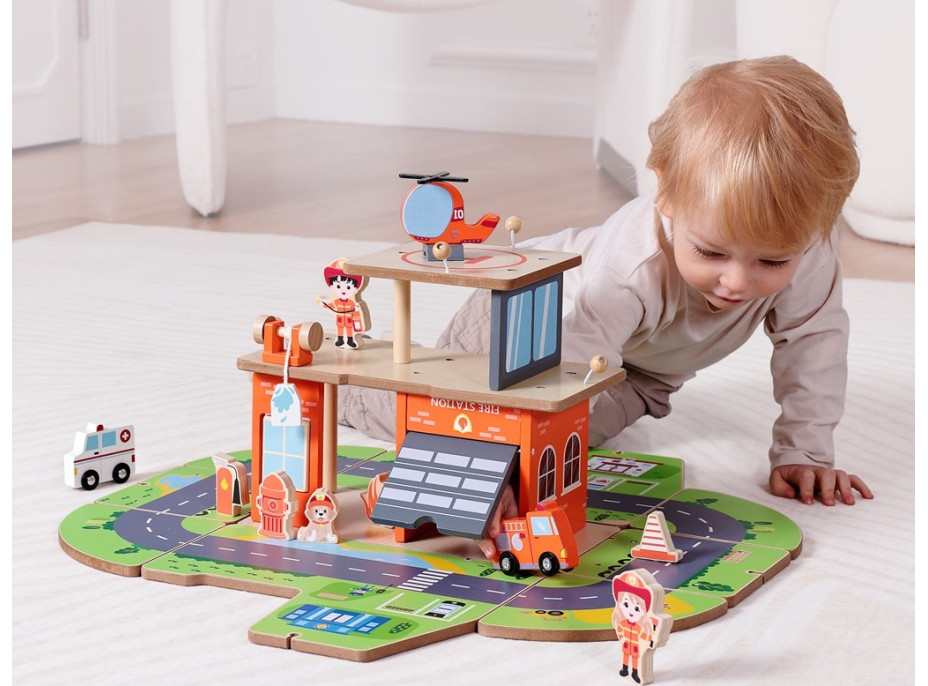 2Kids Toys Drevená stanica Hasiči 2 v 1