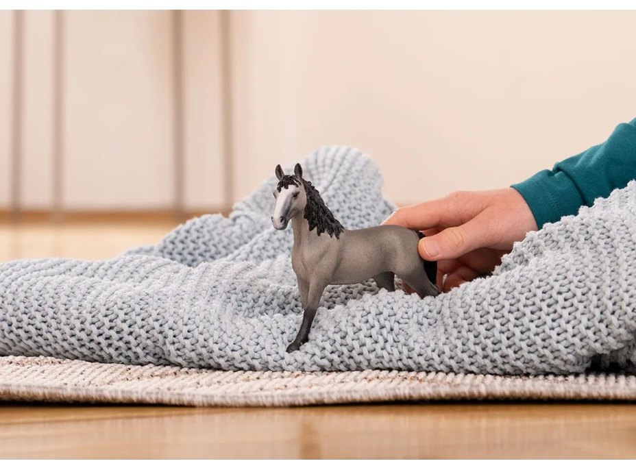 SCHLEICH Horse Club® 13955 Kôň Selle Français - kobyla