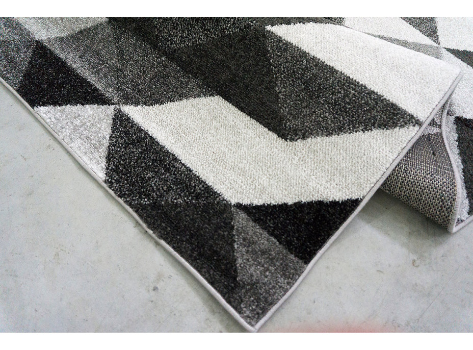 Kusový koberec Aspect New 1965 Grey