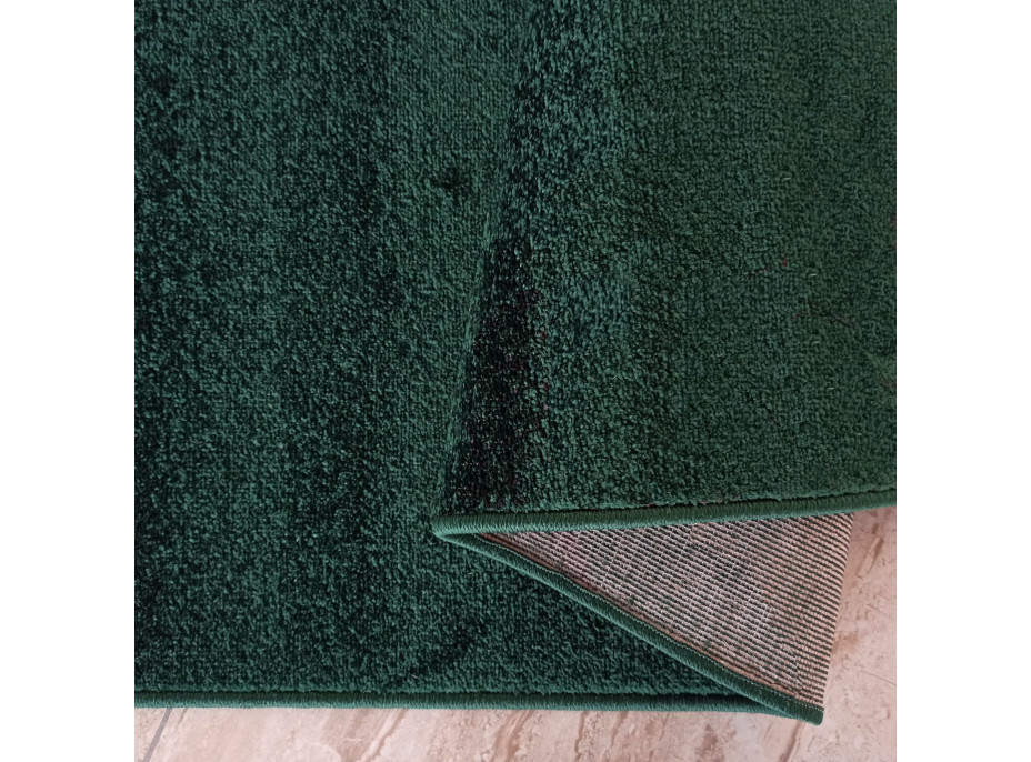 Kusový koberec WAVE Uni - tmavo zelený
