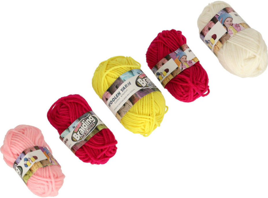 Pletací stroj s príslušenstvom