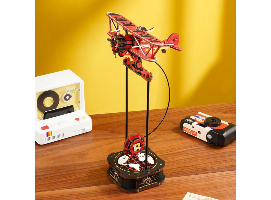 ROBOTIME Roker 3D drevené puzzle Dvojplošník s kyvadlom 163 dielikov