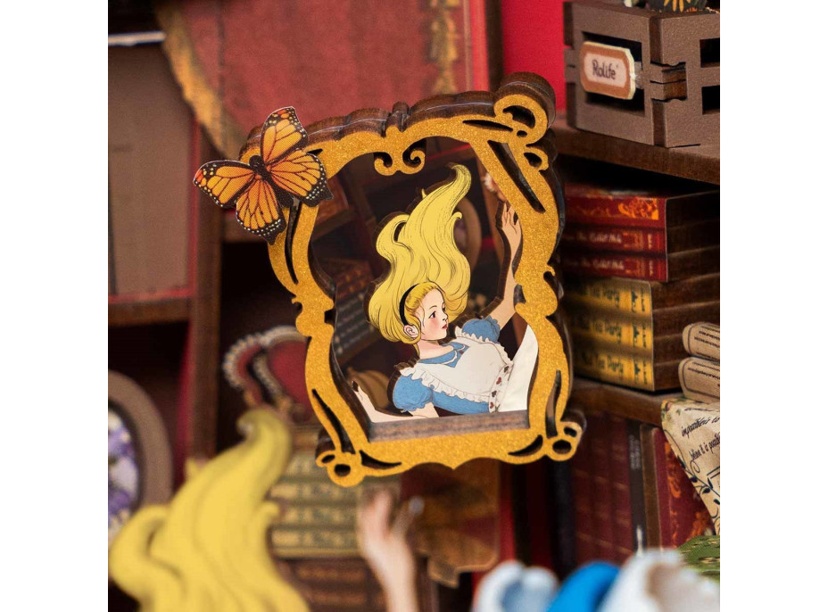 ROBOTIME Rolife DIY 3D Zarážka na knihy: Alenka v Ríši divov s LED osvetlením 300 dielikov