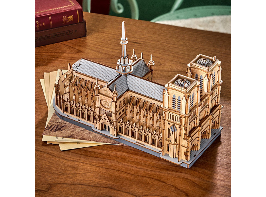 ROBOTIME Rowood 3D drevené puzzle Katedrála Notre-Dame 330 dielikov