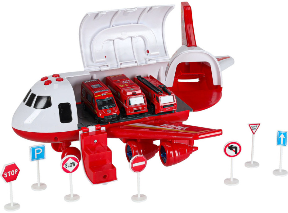 Transportné lietadlo + 3 hasičské vozidlá