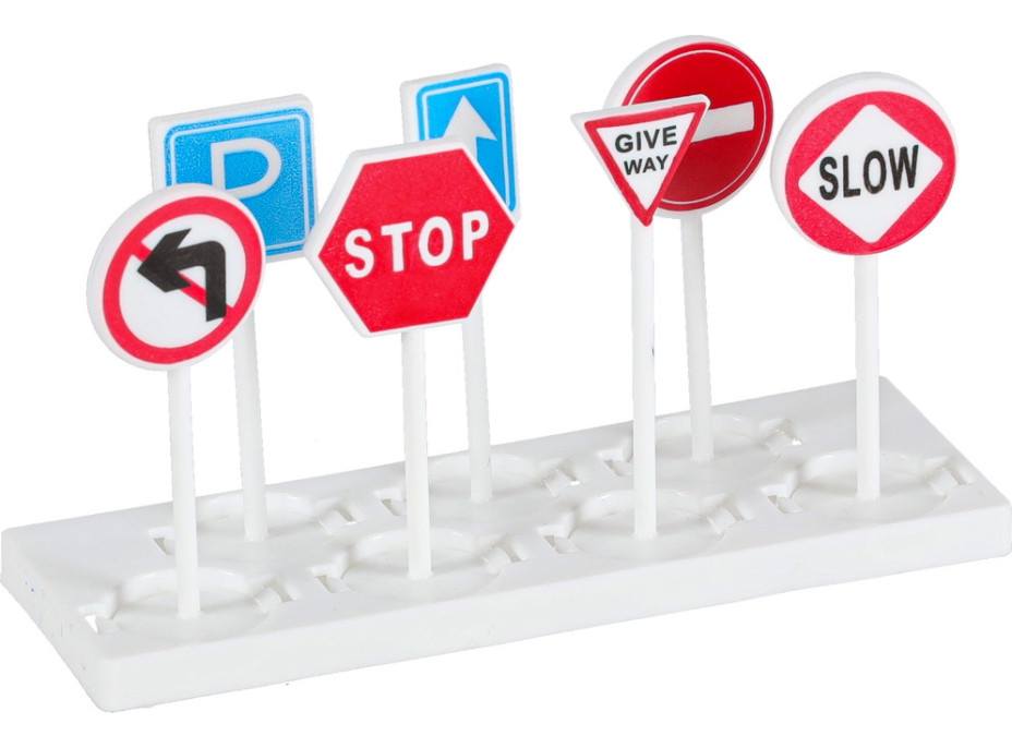 Transportné lietadlo + 3 hasičské vozidlá