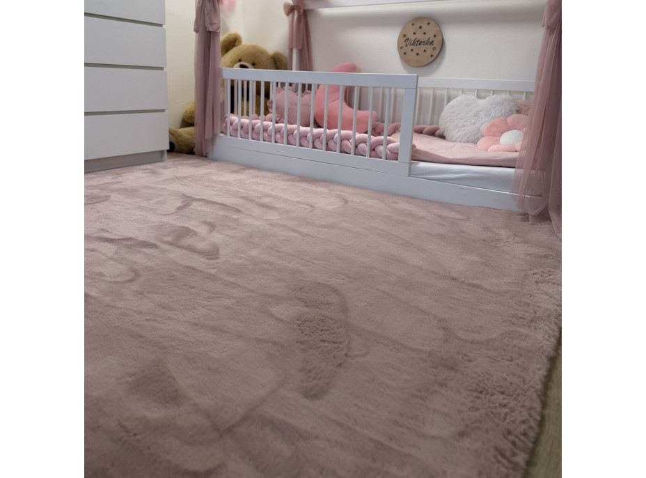 Kusový koberec Pouffy 5100 Rose