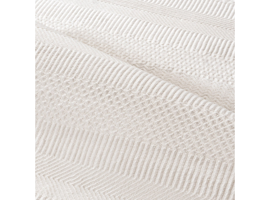 Kusový koberec HERA Ethnic - bílý