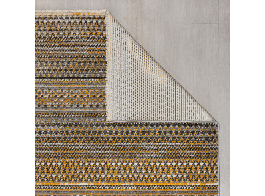 Kusový koberec Santiago Camino Yellow