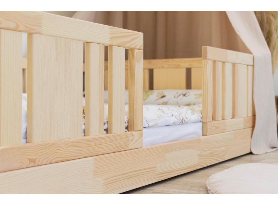 Detská Montessori posteľ z masívu borovice NIKO - 190x90 cm