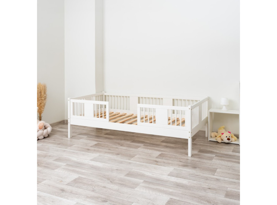 Detská posteľ z masívu borovice LUNA 20 - 200x90 cm