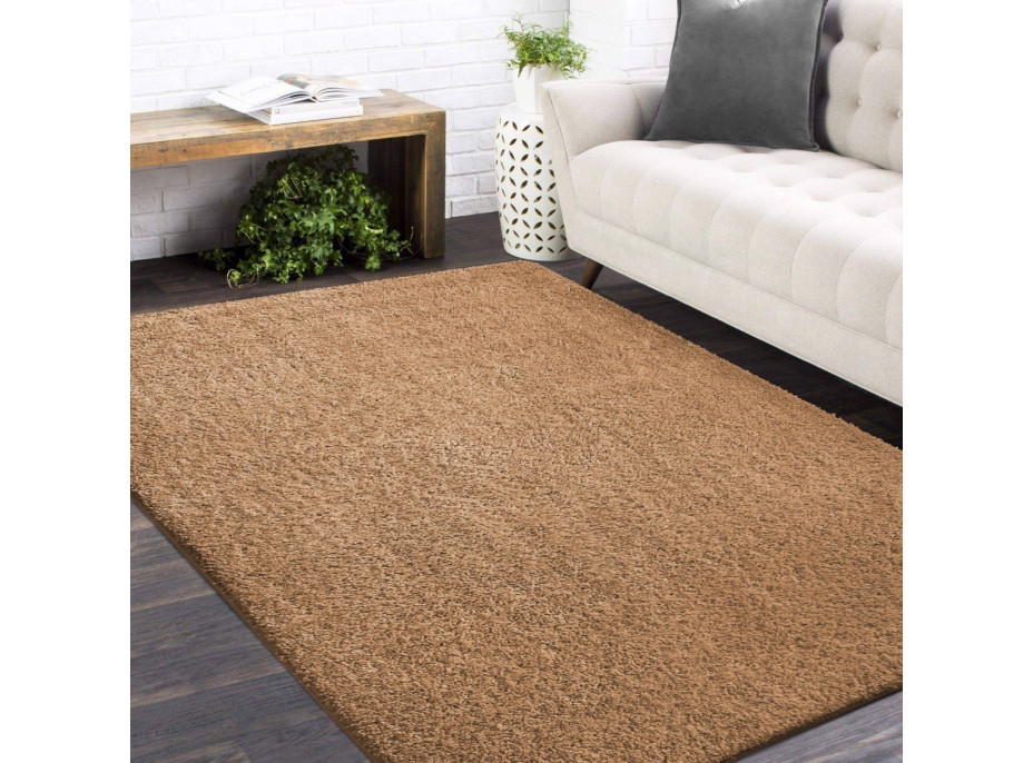 Moderný koberec SHAGGY CAMIL - svetlo hnedý