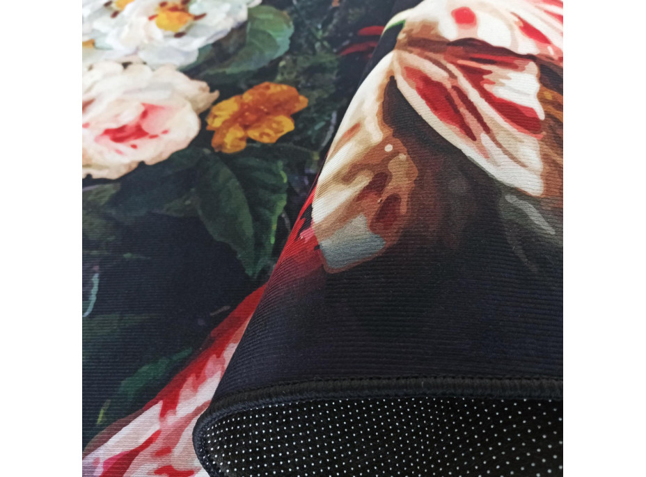 Kusový koberec HONOR Flowers - čierny