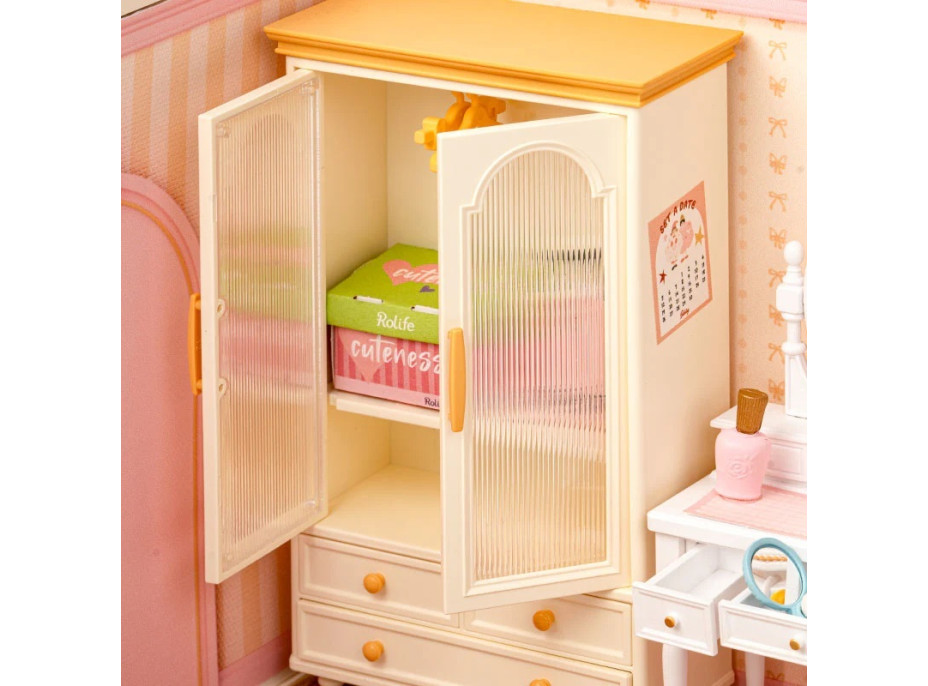 RoboTime 3D drevená skladačka Miniatúra domčeka Ružová izbička