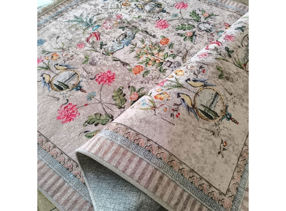 Kusový koberec HONOR New - Exotic flowers - krémový