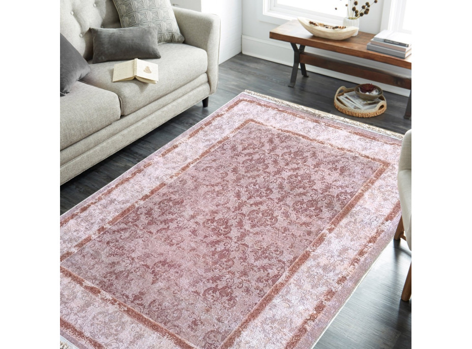 Kusový koberec HONOR New - Baroque - ružový
