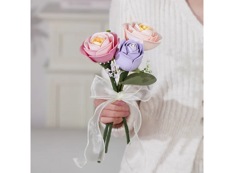 ROBOTIME Roker Floral Art: 3D puzzle Ružová kamélia 37 dielikov