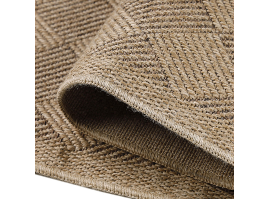 Kusový koberec Dhaka 8713 Black