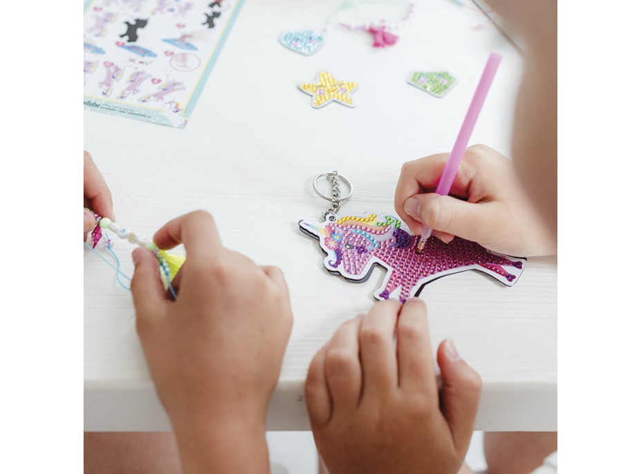 TOTUM Kreatívna sada 2v1 Unicorn diamantové maľovanie, výroba náramkov