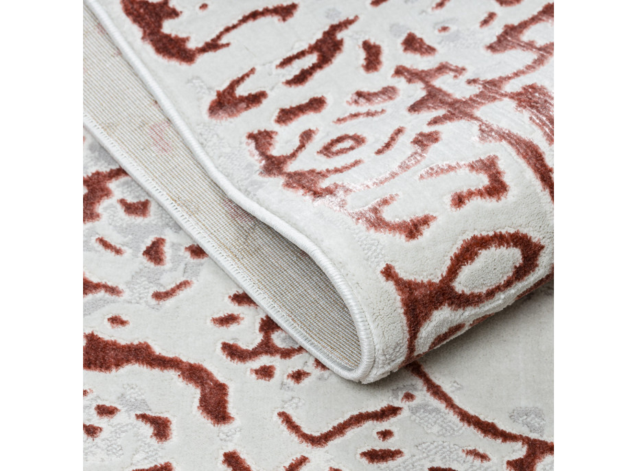 Kusový koberec Allure 1961 white/pink