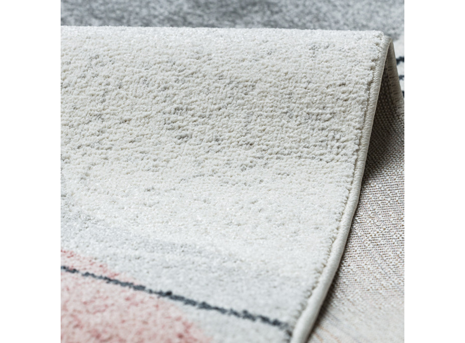 Kusový koberec Fusion 5868 white/dark pink