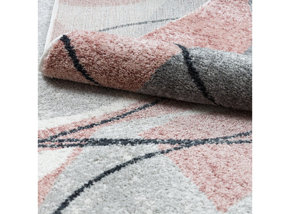 Kusový koberec Fusion 5868 white/dark pink