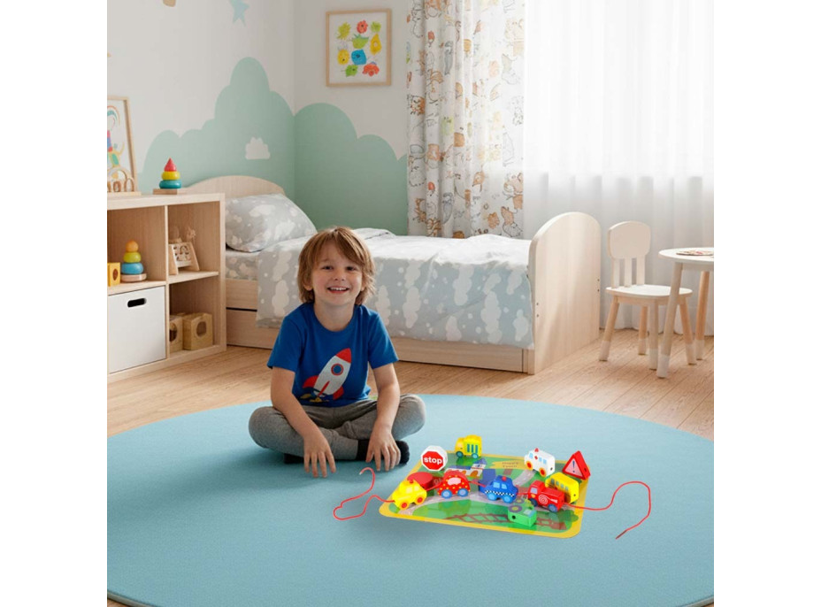 Drevené korálky na navliekanie - Autíčka a značky