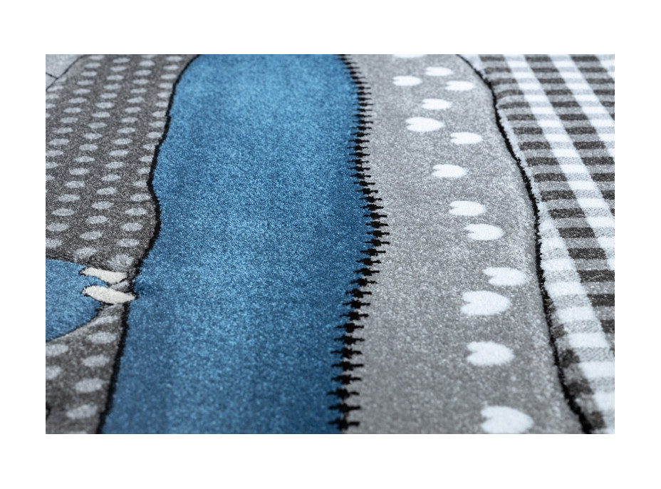 Detský kusový koberec Petit Farm animals blue, 120x170 cm