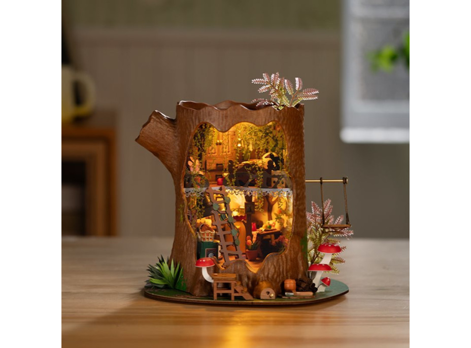 ROBOTIME Rolife DIY 3D drevené puzzle Rozprávkový domček na strome s LED osvetlením