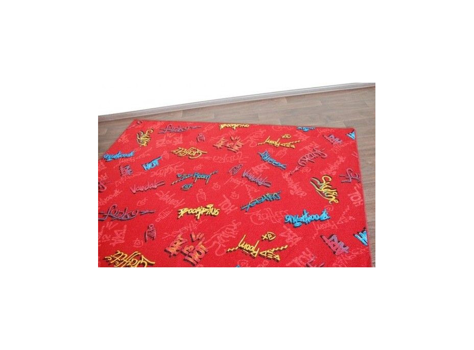 Detský koberec GRAFFITI červený