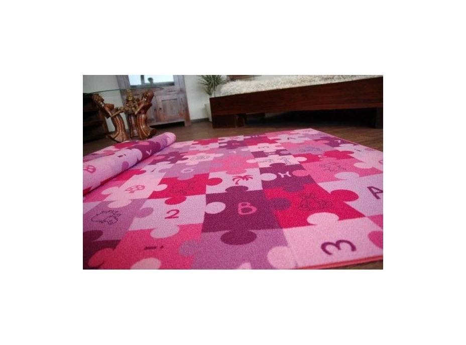 Detský koberec PUZZLE ružový