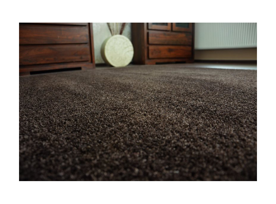 Kusový koberec SHAGGY MINI - hnedý