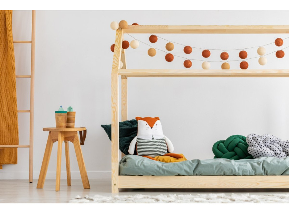 Detská posteľ z masívu DOMČEK - TYP A 200x80 cm