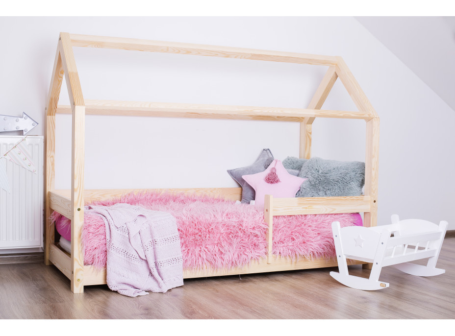 Detská posteľ z masívu DOMČEK - TYP B 140x80 cm