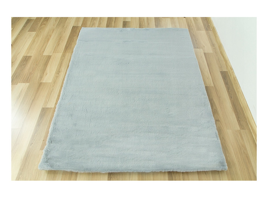 Kusový koberec CHRISTIANIA - svetlo šedý - imitácia králičie kožušiny