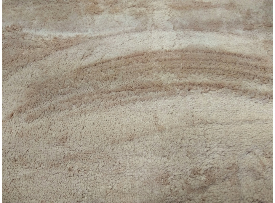 Plyšový koberec MARENGO - karamelový
