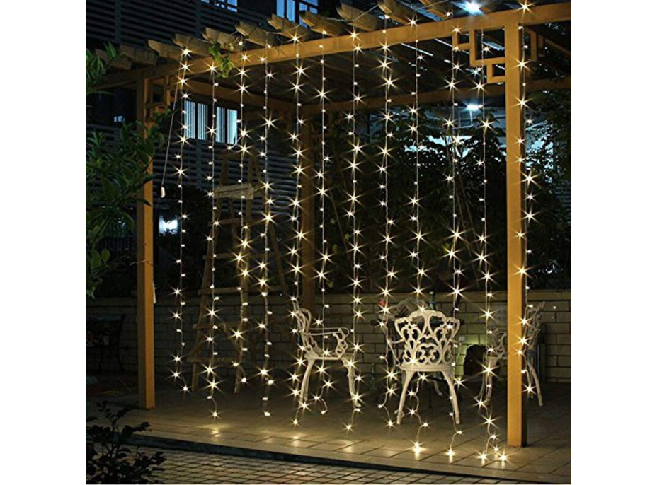 Vianočný svietiaci 300 LED záves 3x3m