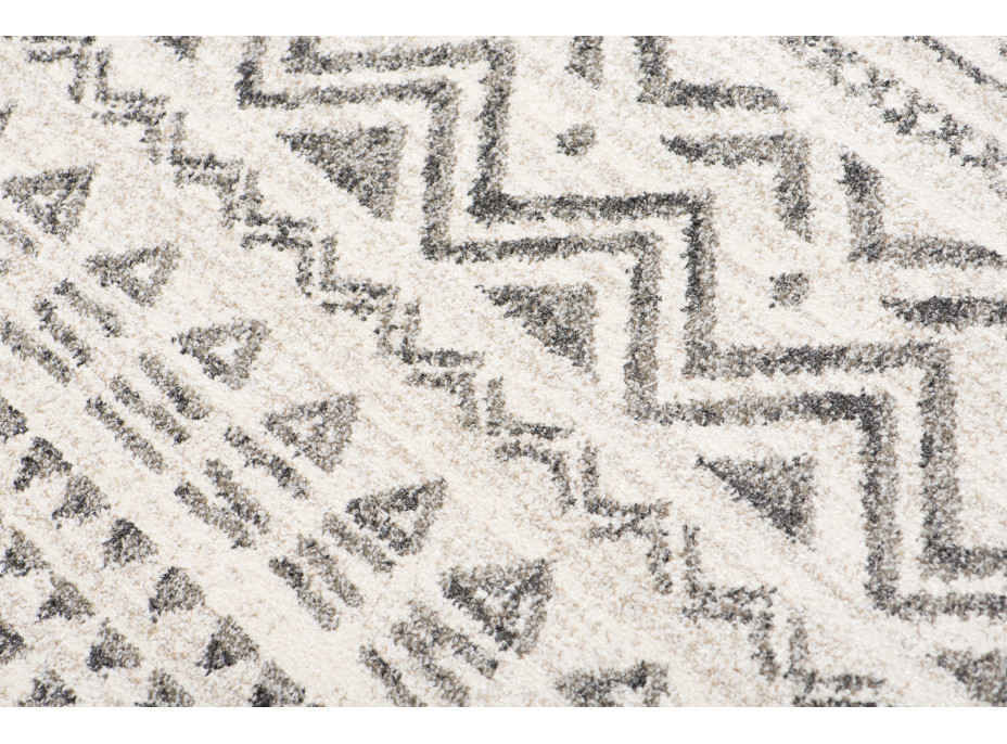 Kusový koberec ETHNIC krémový - typ C