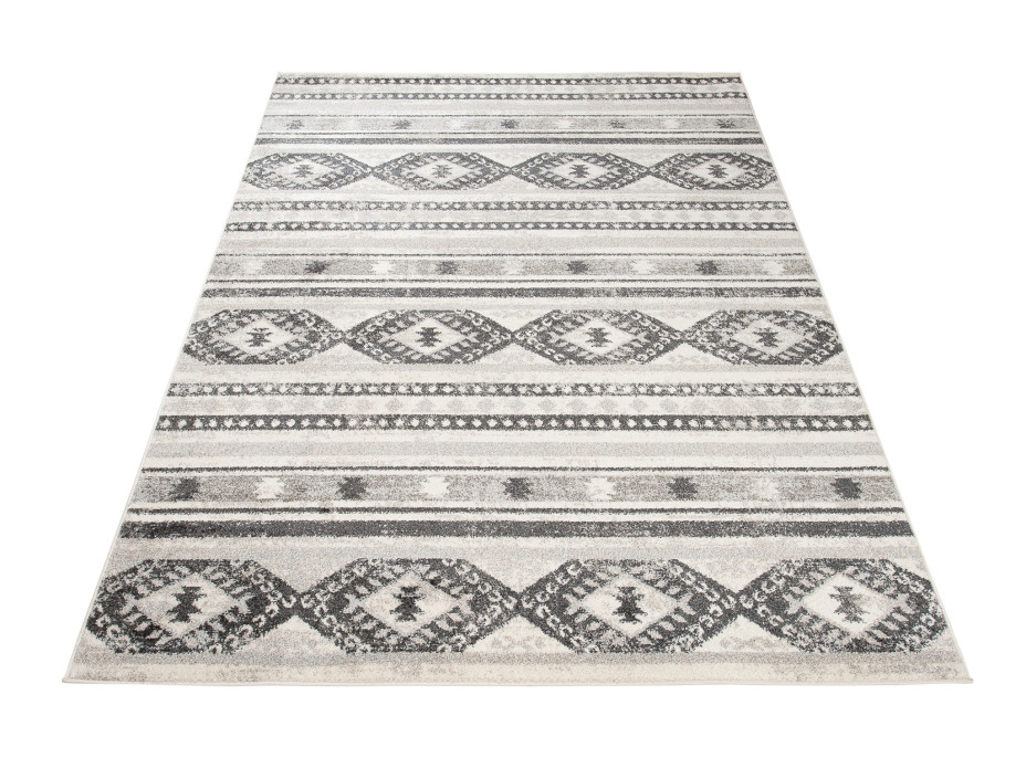 Kusový koberec ETHNIC krémový - typ D