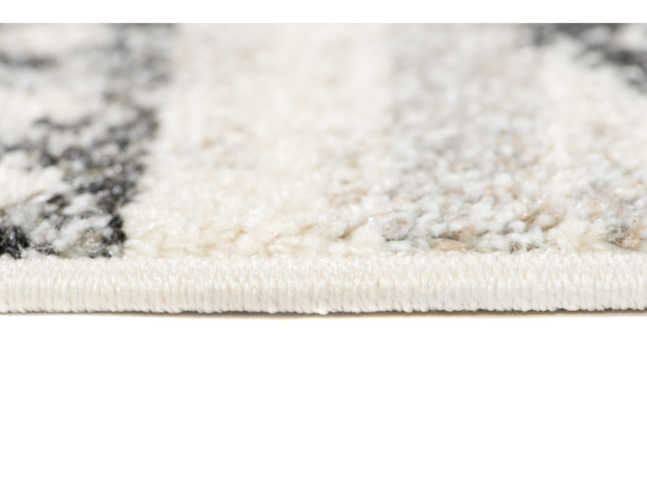Kusový koberec ETHNIC krémový - typ D