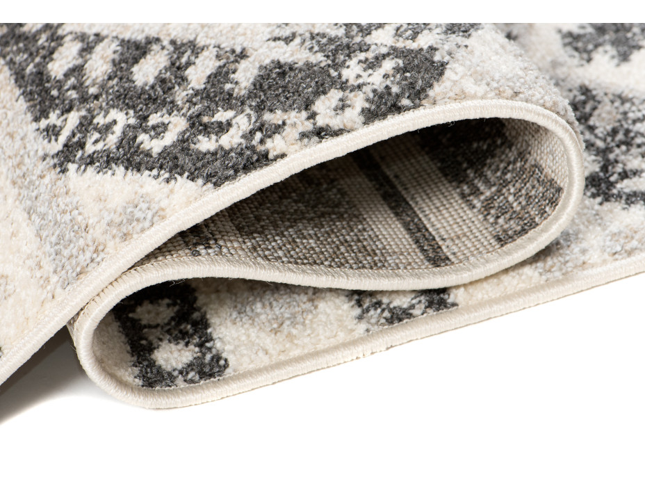 Kusový koberec ETHNIC krémový - typ D