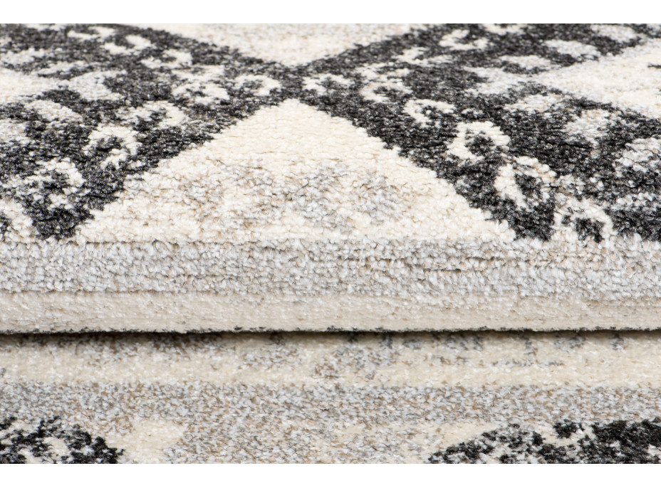 Kusový koberec ETHNIC krémový - typ D