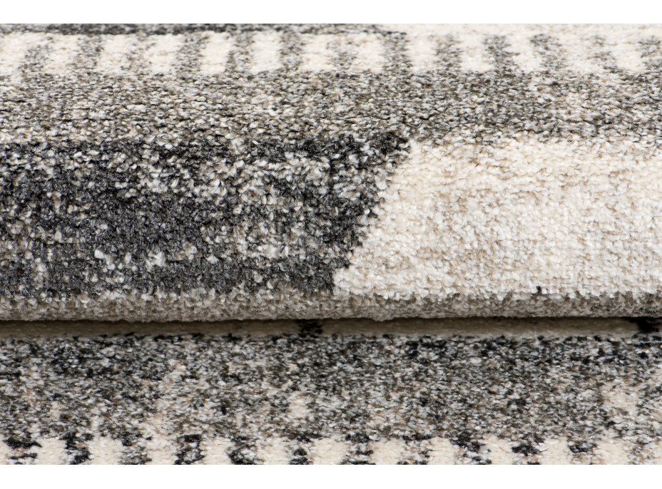 Kusový koberec ETHNIC krémový - typ E