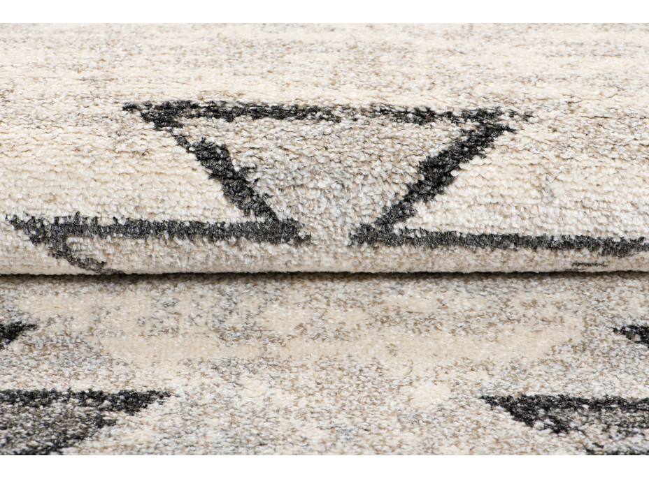 Kusový koberec ETHNIC krémový - typ F