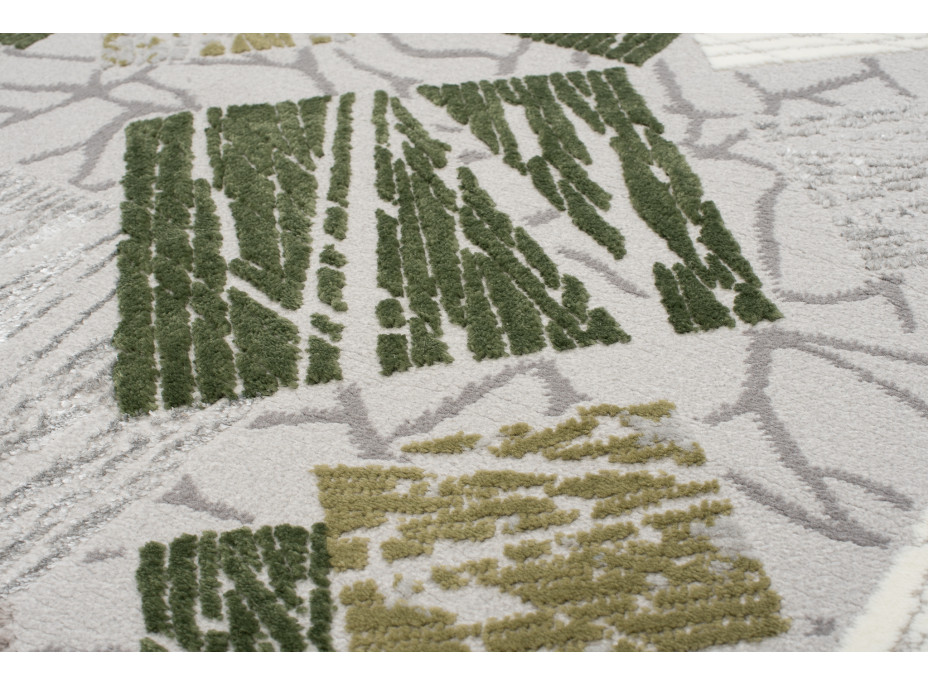 Kusový koberec ASTHANE square - sivý / zelený